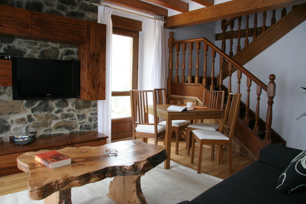 Apartamentos Spa Cantabria Infinita Cillorigo de Liebana Szoba fotó