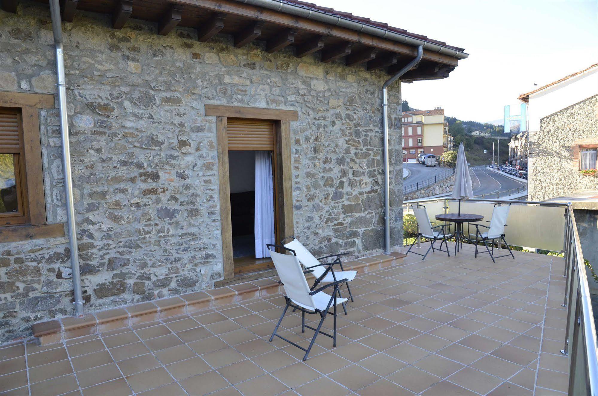 Apartamentos Spa Cantabria Infinita Cillorigo de Liebana Kültér fotó